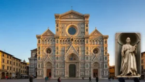 Estátua de Leon Battista Alberti sobre a fachada de Santa Maria Novella, em Florença